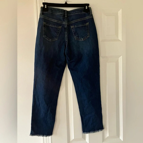 🐱 2 / $15 NWT Cat & Jack Girls High Rise Ankle Straight Stretch Distressed Jeans - Picture 2 of 6